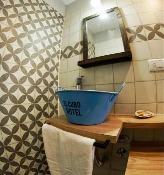 ホテル Container Cubo