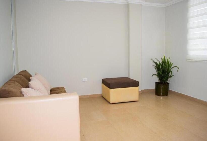 Hotel Illari