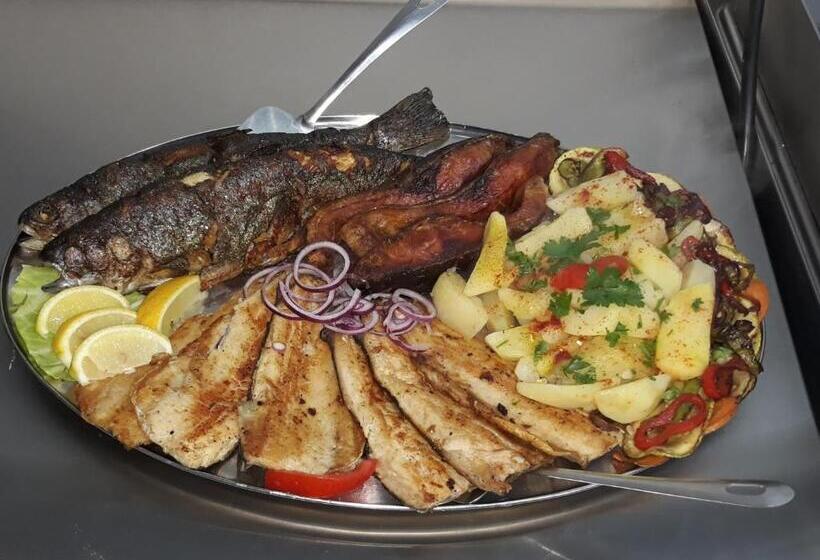 پانسیون Prenoćište I Restoran Ihthis