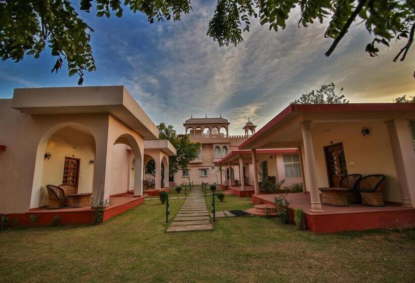 منتجع The Shergarh