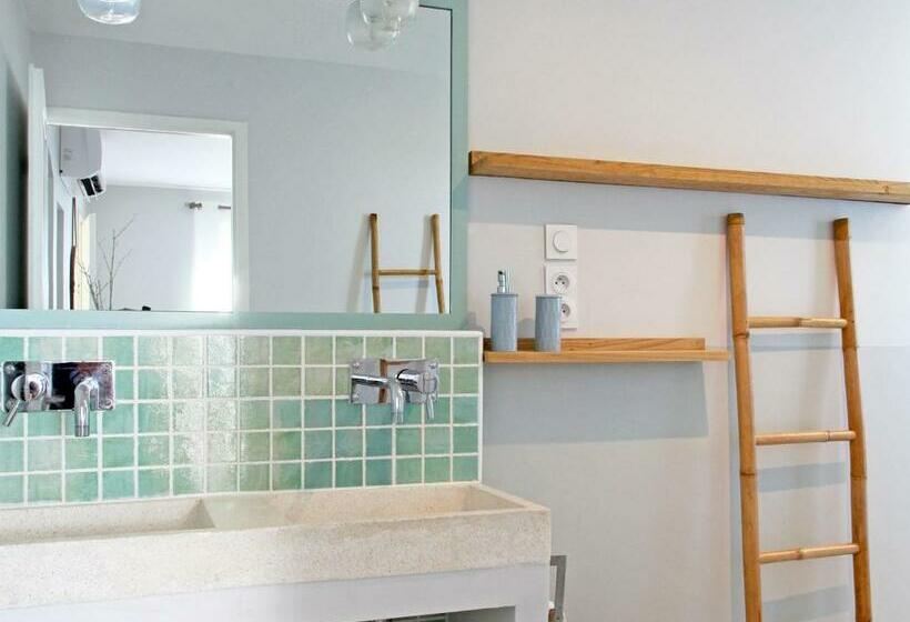 Bed and Breakfast La Villa Les Petits Gardons