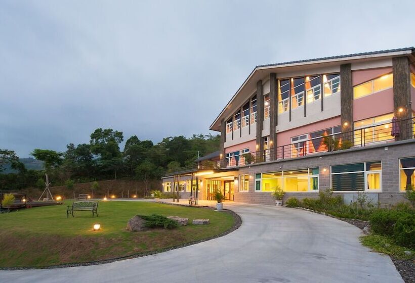 هتل Sun Hola Villa