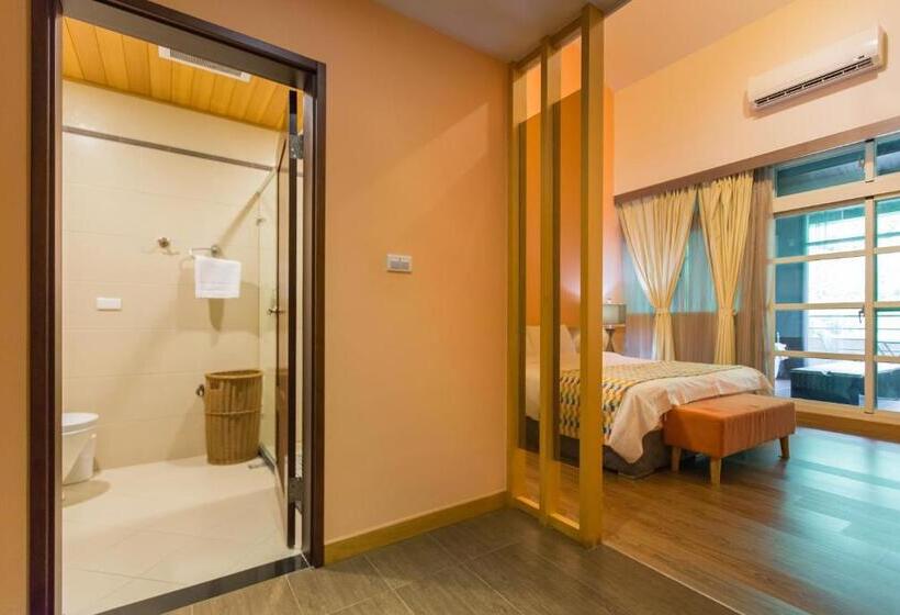 هتل Sun Hola Villa