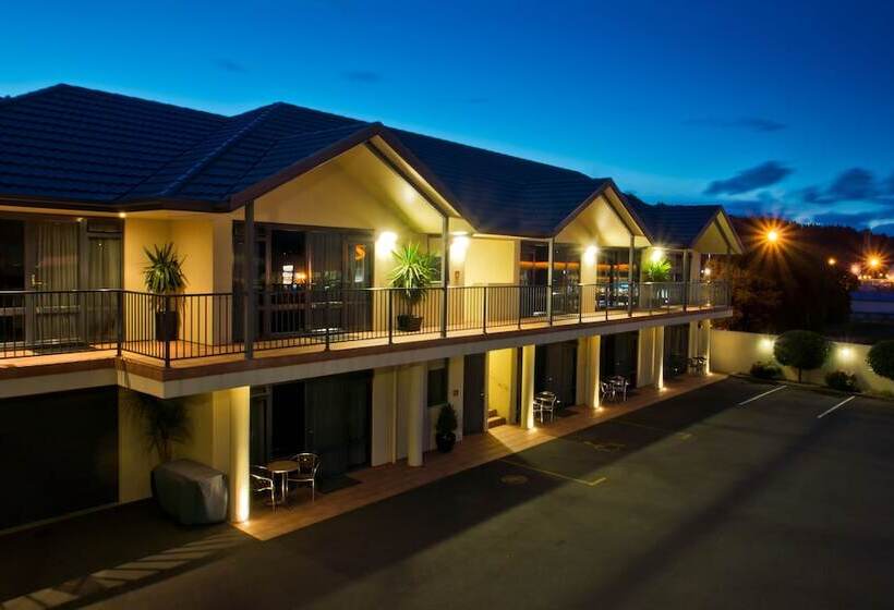 Broadway Motel