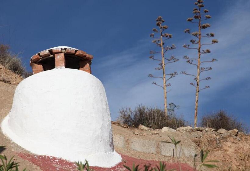 Casas Cueva Y Cortijo La Tala En Guadix