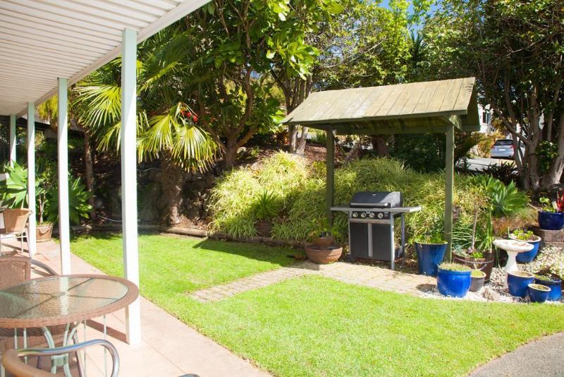 هتل Admirals View Lodge