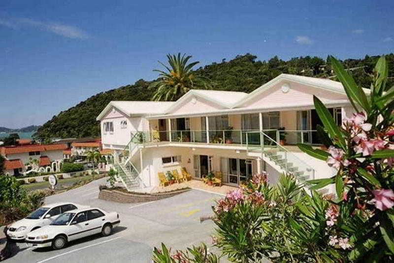 هتل Admirals View Lodge