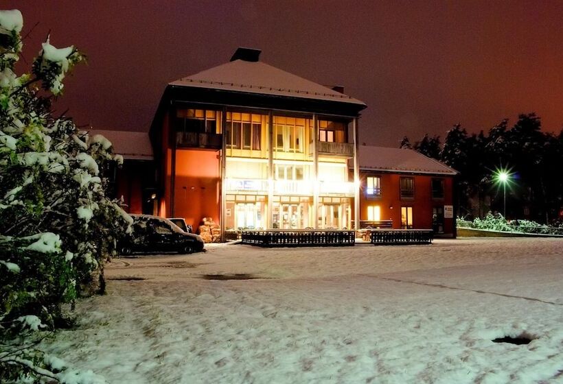 هتل Trudvang Apartment