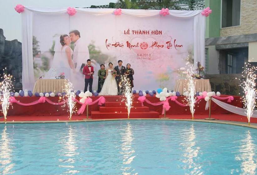 Camela Hotel & Resort