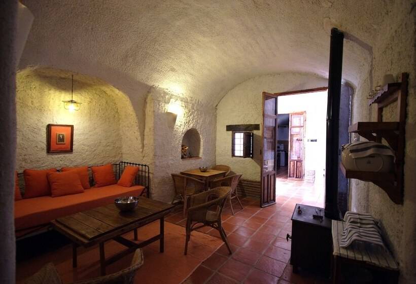 هتل Casas Cueva Y Cortijo La Tala En Guadix