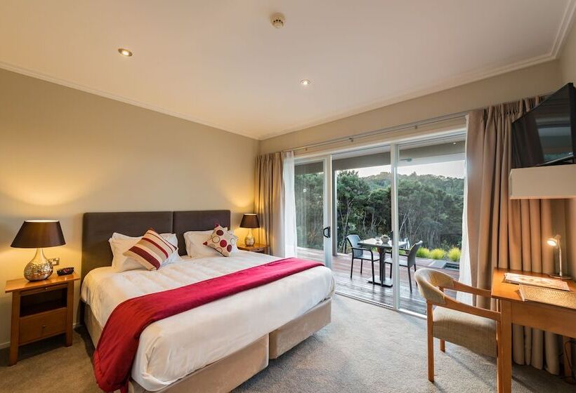 هتل Decks Of Paihia