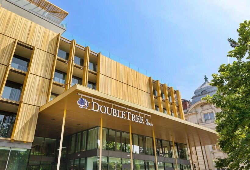 בית מלון כפרי Doubletree By Hilton Vienna Schonbrunn