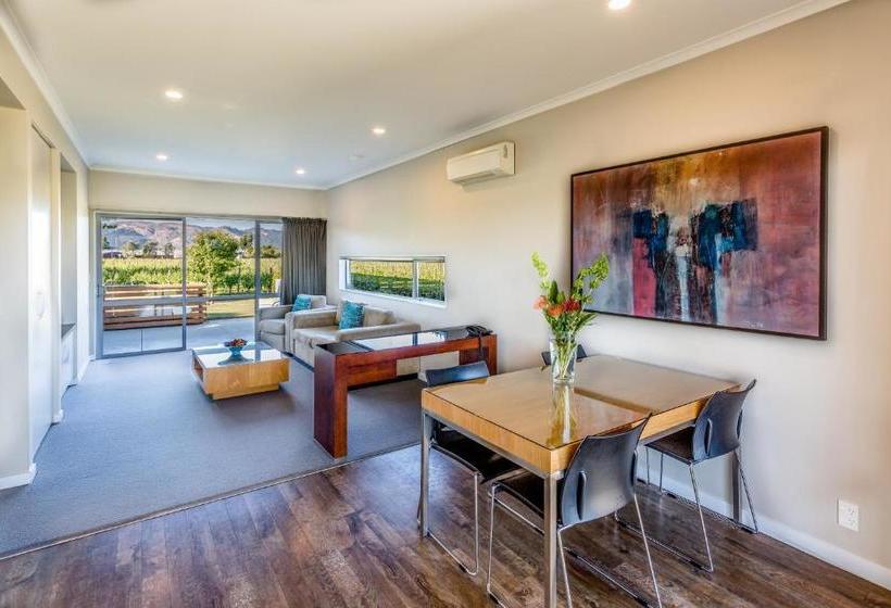 هتل Marlborough Vintners Accommodation