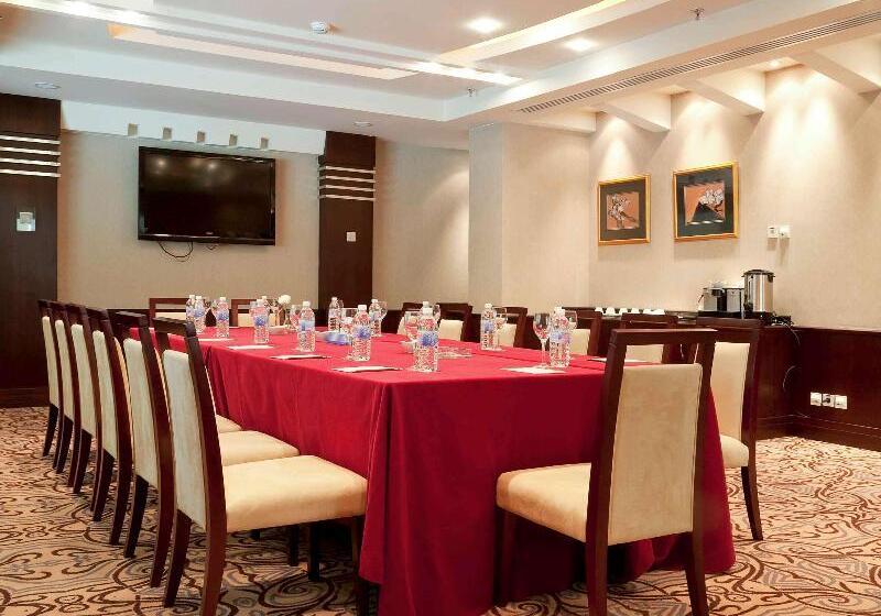 فندق Mercure Corniche Al Khobar