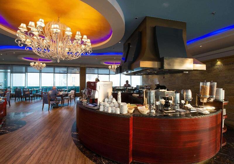 فندق Mercure Corniche Al Khobar