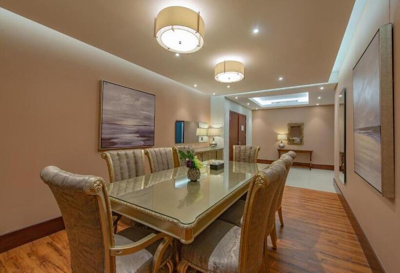 هتل Mercure Corniche Al Khobar