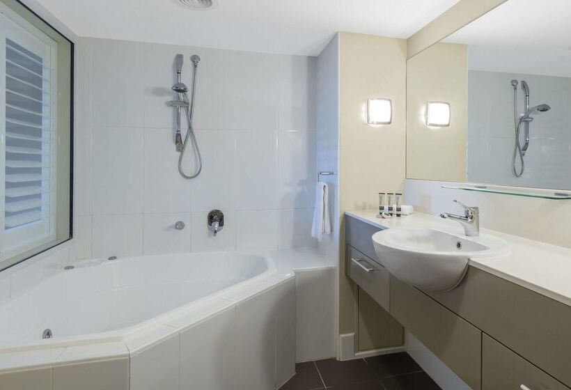 هتل Oaks Resort & Spa Hervey Bay