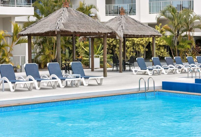 هتل Oaks Resort & Spa Hervey Bay