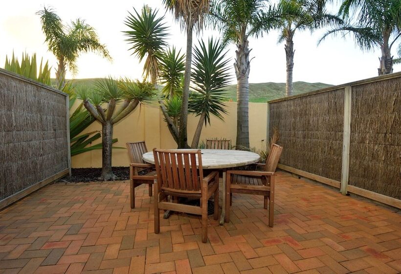 בית מלון כפרי Ocean Beach Motor Lodge