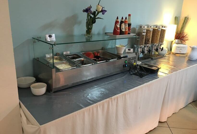 هتل Ramada By Wyndham Hervey Bay
