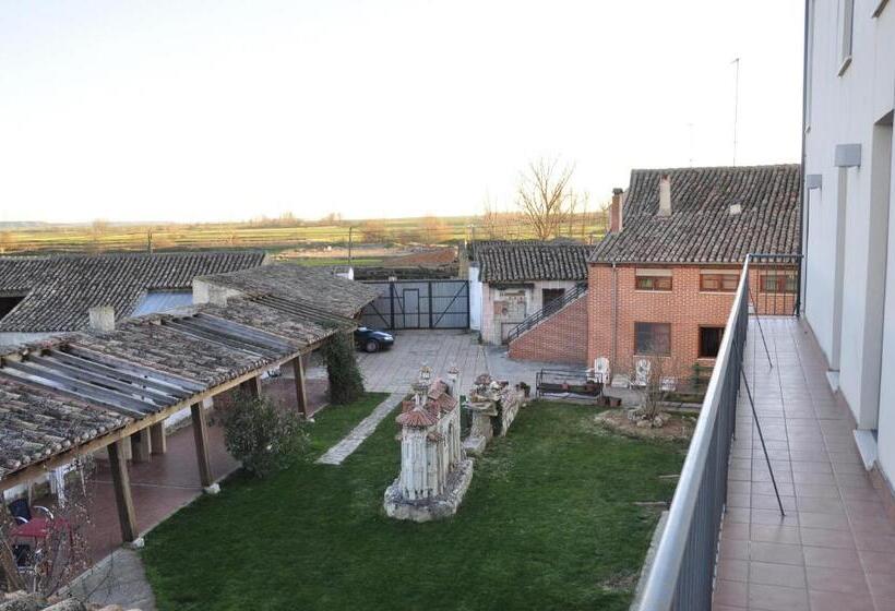 Hotel Rural Amanecer En Campos