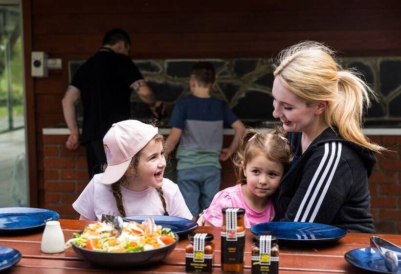 בית מלון כפרי Tall Timbers Tasmania