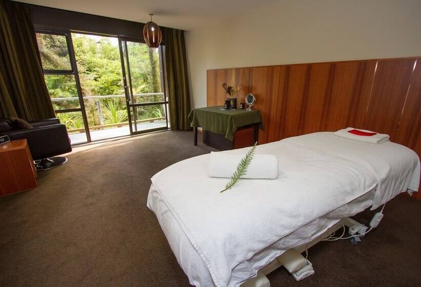 Fotos del hotel Te Waonui Forest Retreat:  4