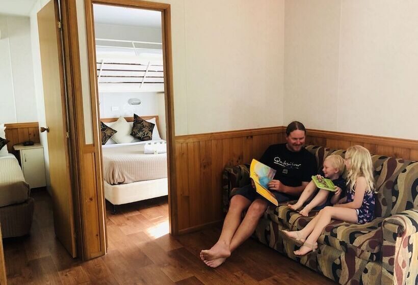 Nitmiluk Chalets