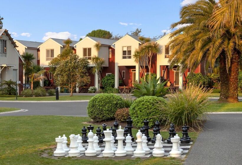 Ramada Resort By Wyndham Rotorua Marama