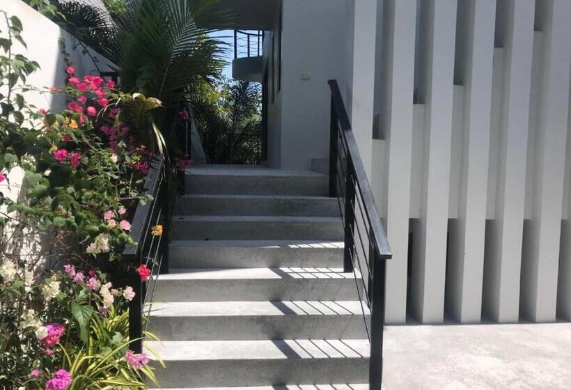تختخواب و صبحانه Villa The Spot Koh Samui