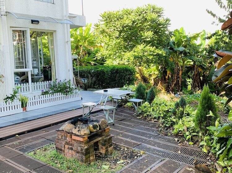 هتل City Oasis Guesthouse