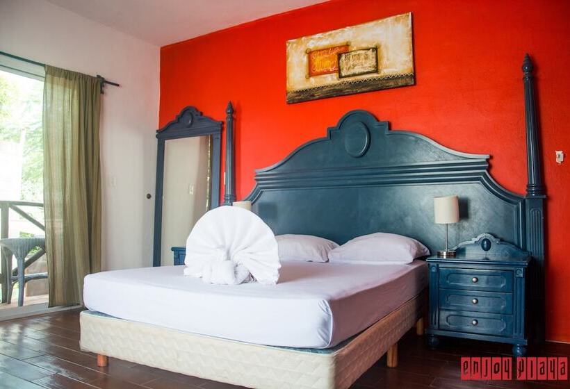 Hotel Enjoy Playa Hostel
