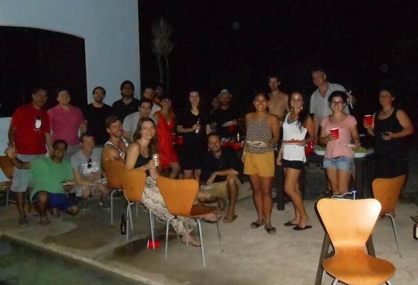 هتل Hostal La Ermita   Hostel