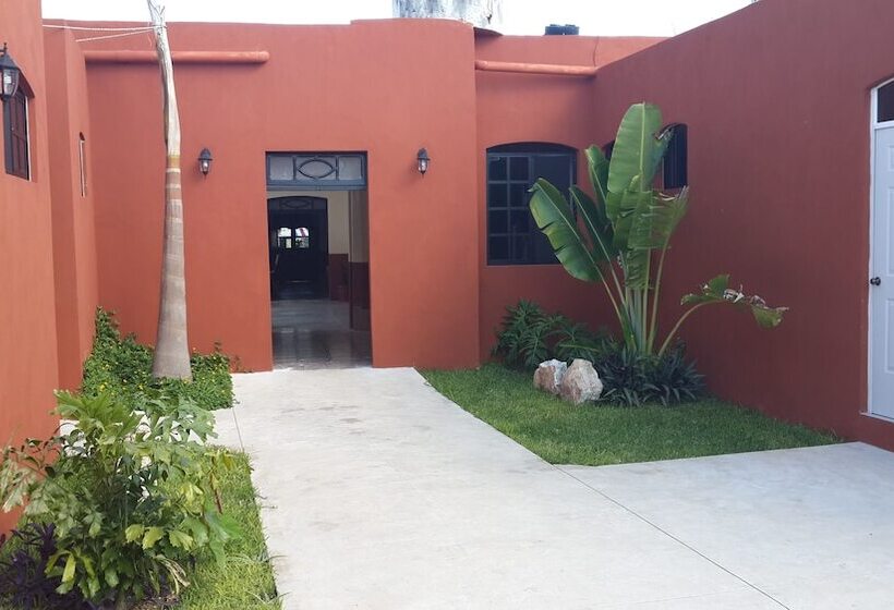 هتل Hostal La Ermita   Hostel