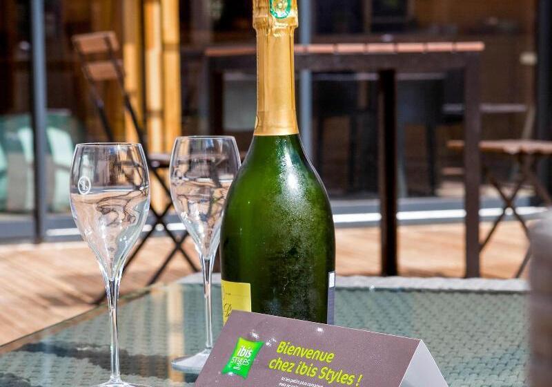 هتل Ibis Styles Chalons En Champagne Centre