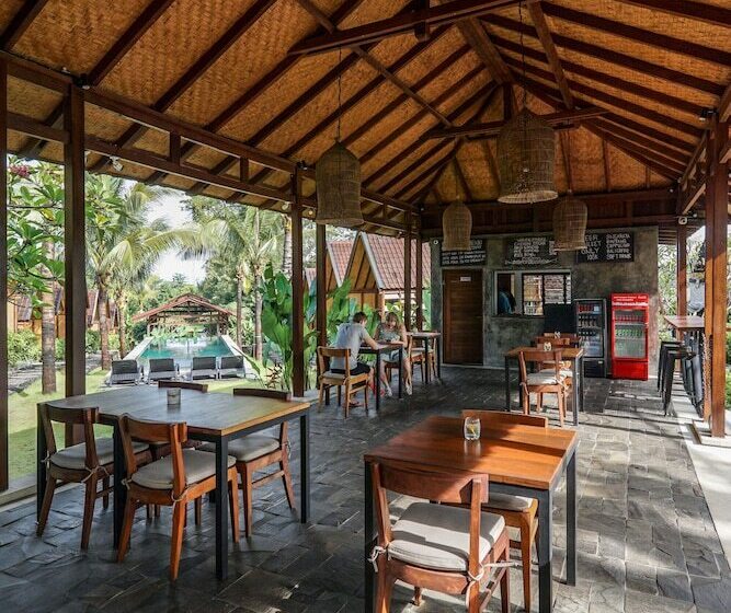 هتل Bingin Lodge Uluwatu