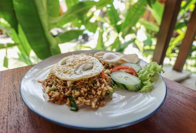 هتل Bingin Lodge Uluwatu