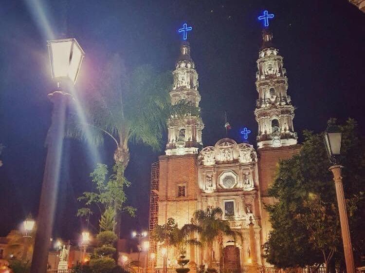 هتل Zaragoza, San Juan De Los Lagos