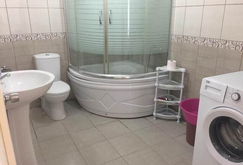 Ugurevler Apart