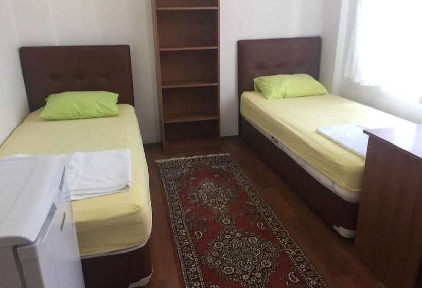 Ugurevler Apart