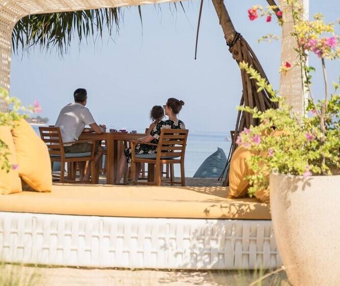 هتل Ama Lurra Villa