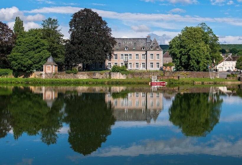 فندق Château De Wallerand