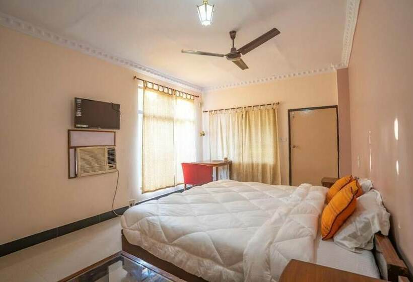 호텔 Maharaja Kothi