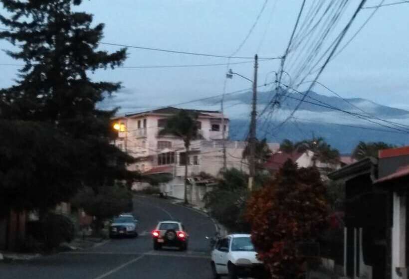 هتل Mi Tierra Casa Blanca
