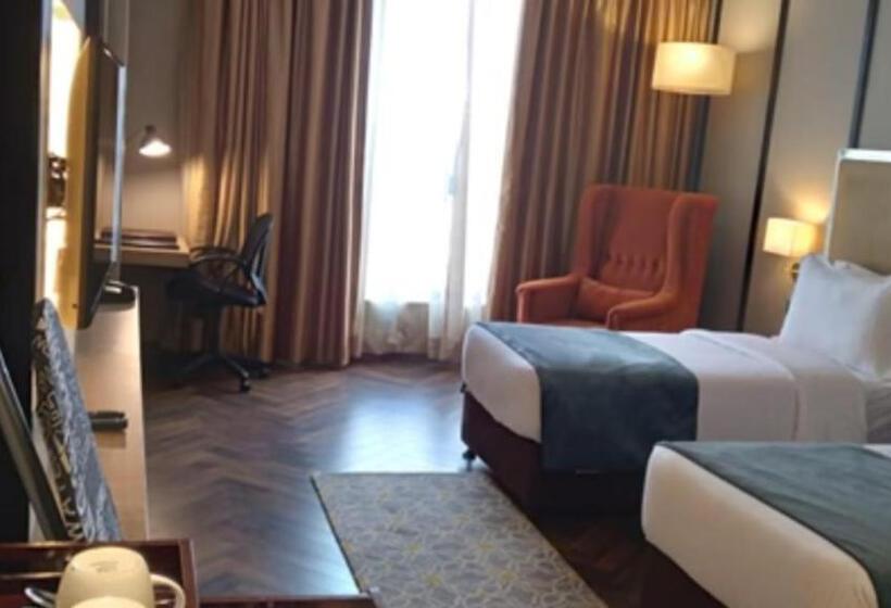 هتل Polo Towers Agartala