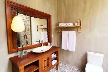 هتل Premadhan Cottage Canggu