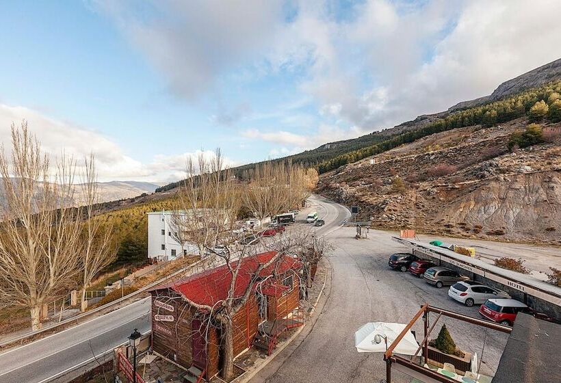 هتل Sulayr