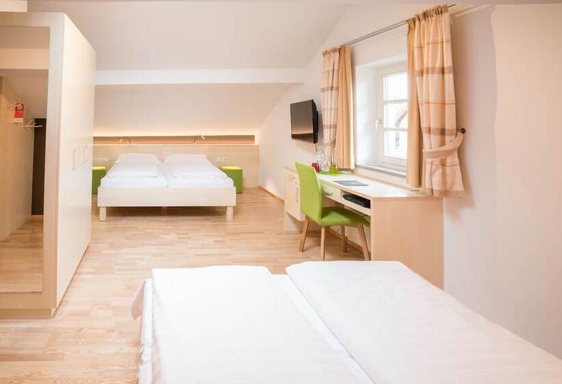 Das Grüne Hotel Zur Post   100 % Bio