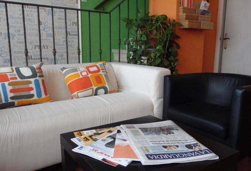Hostal La Lluna