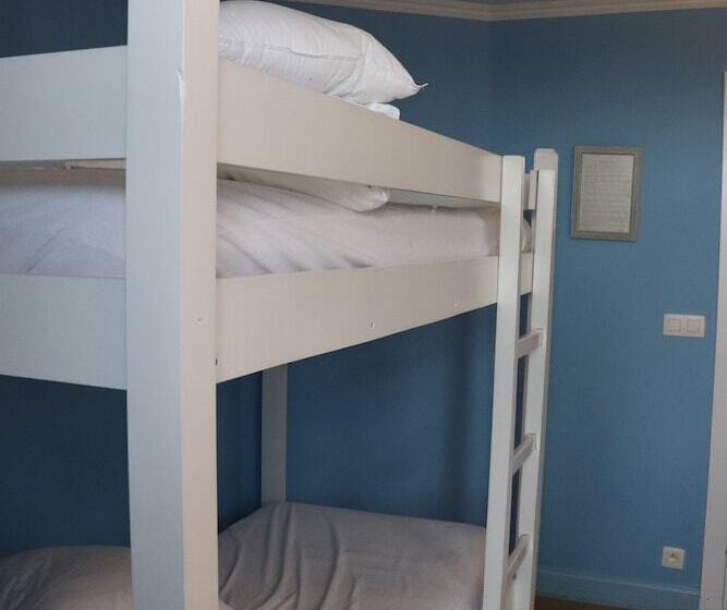 Hostel Lybeer